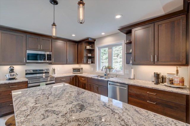 4285 Rutland Dunn Townline Road, Oregon, WI 53575