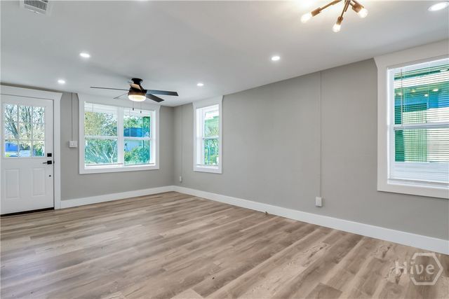 824 W 47th Street, Savannah, GA 31405