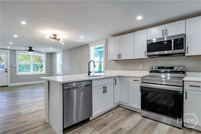 824 W 47th Street, Savannah, GA 31405