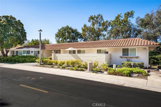 3309 Via Carrizo B, Laguna Woods, CA 92637
