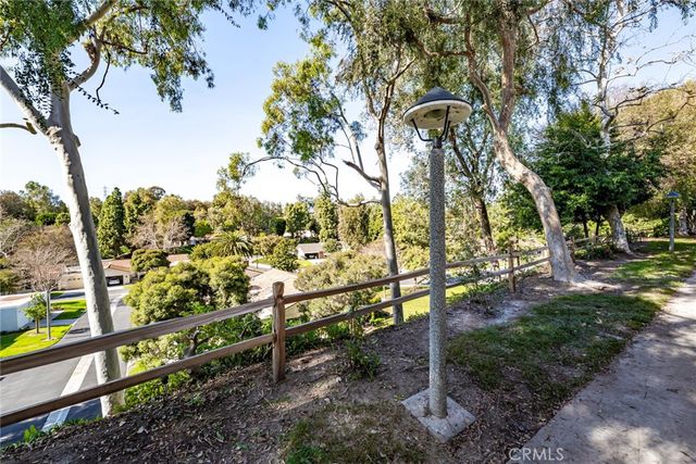 3309 Via Carrizo B, Laguna Woods, CA 92637