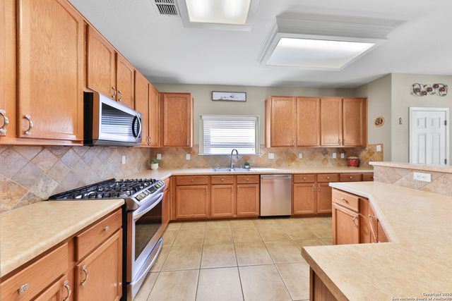 5711 Lasalle, San Antonio, TX 78253