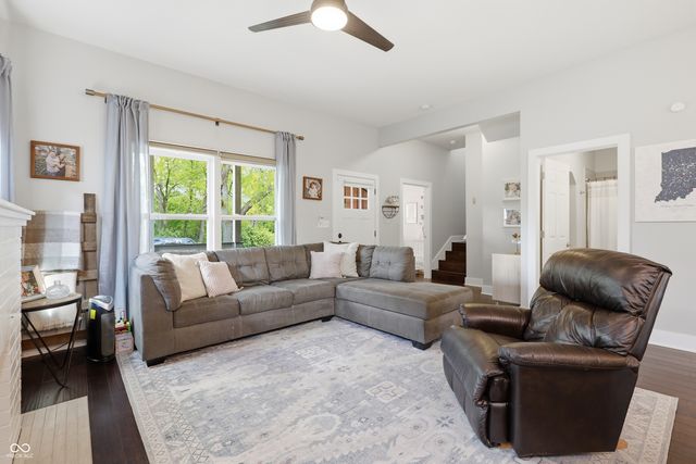 915 E Pleasant Run Parkway South Drive, Indianapolis, IN 46203