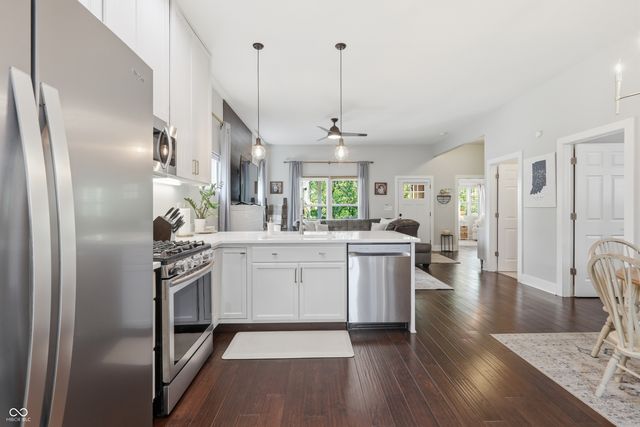 915 E Pleasant Run Parkway South Drive, Indianapolis, IN 46203