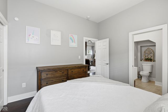 915 E Pleasant Run Parkway South Drive, Indianapolis, IN 46203