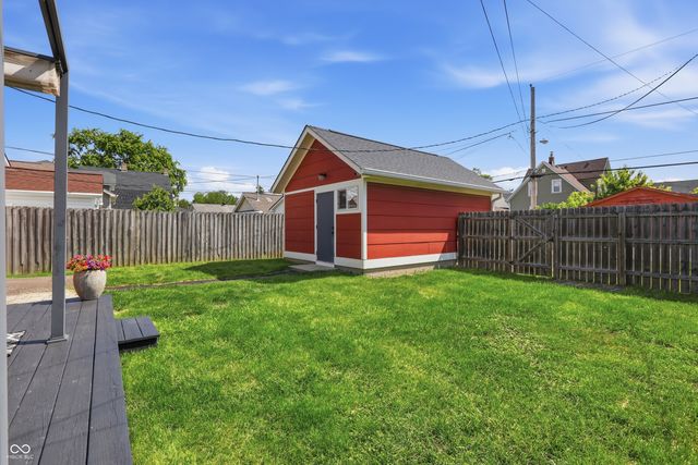 915 E Pleasant Run Parkway South Drive, Indianapolis, IN 46203