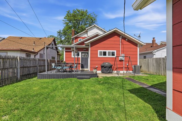 915 E Pleasant Run Parkway South Drive, Indianapolis, IN 46203