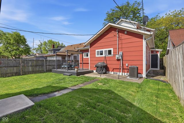 915 E Pleasant Run Parkway South Drive, Indianapolis, IN 46203