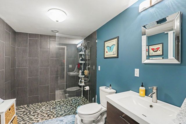 3544 S Creek Drive, Rochester, MI 48306