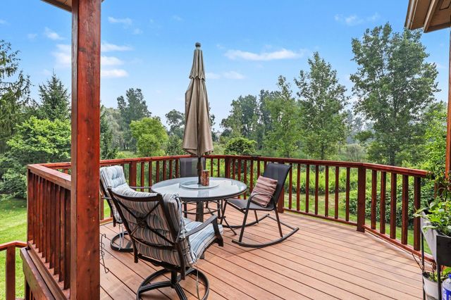 3544 S Creek Drive, Rochester, MI 48306