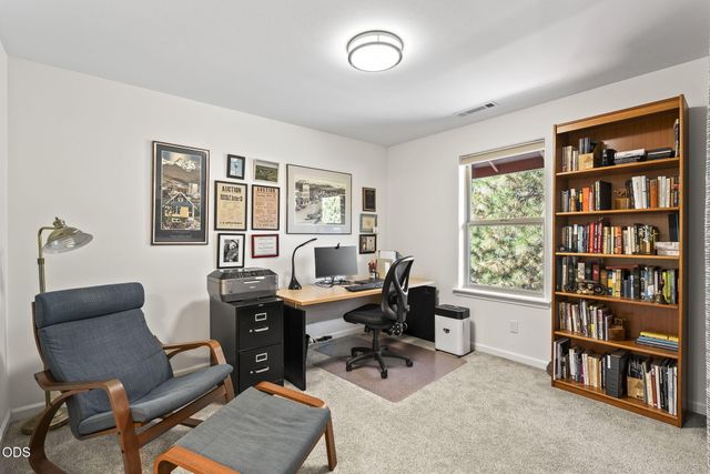 1249 NW John Fremont Street, Bend, OR 97703