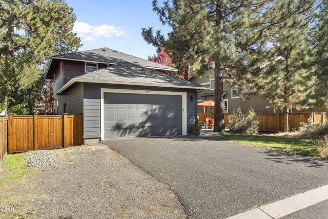 1249 NW John Fremont Street, Bend, OR 97703
