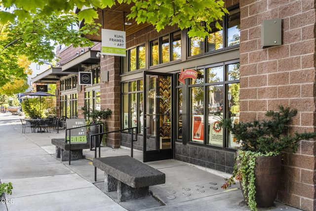 1249 NW John Fremont Street, Bend, OR 97703