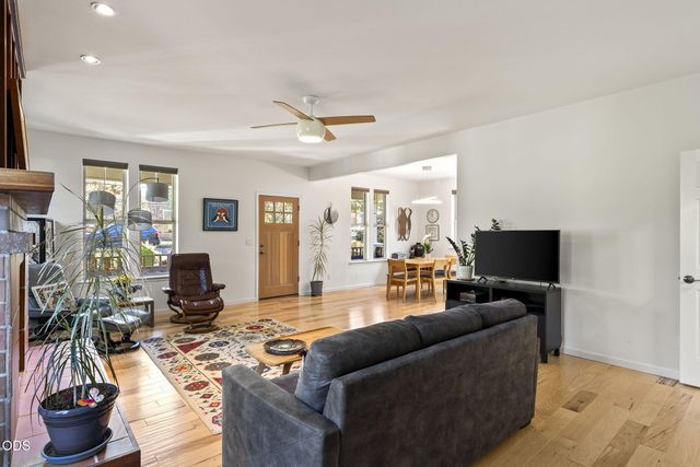 1249 NW John Fremont Street, Bend, OR 97703