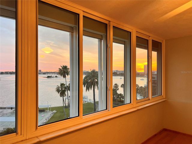 1868 SHORE DRIVE S 607, South Pasadena, FL 33707