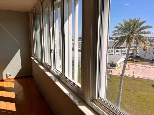 1868 SHORE DRIVE S 607, South Pasadena, FL 33707