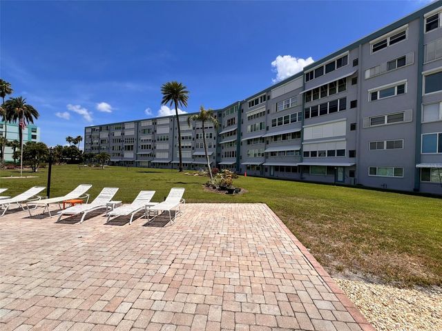 1868 SHORE DRIVE S 607, South Pasadena, FL 33707