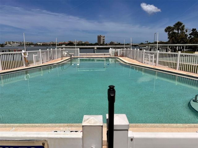 1868 SHORE DRIVE S 607, South Pasadena, FL 33707