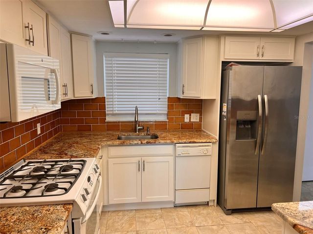 1868 SHORE DRIVE S 607, South Pasadena, FL 33707