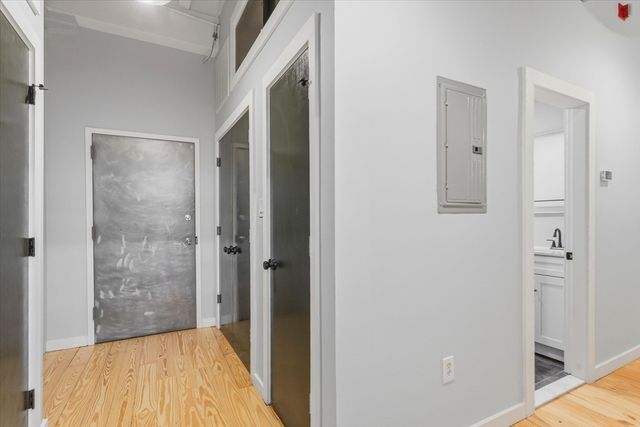 107 South St 2F, Boston, MA 02111