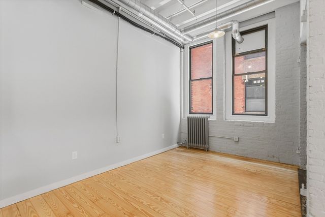 107 South St 2F, Boston, MA 02111