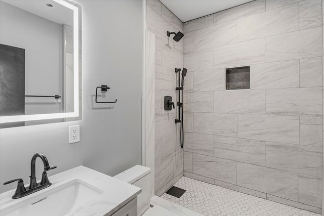 107 South St 2F, Boston, MA 02111