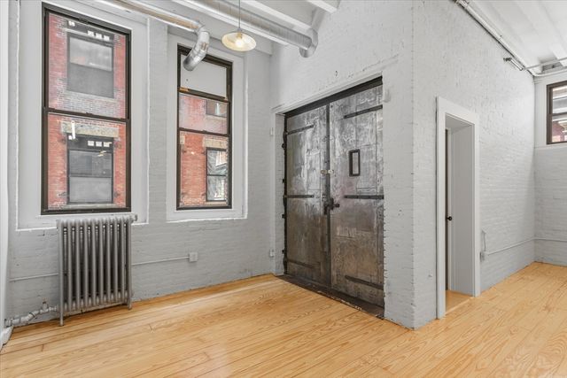 107 South St 2F, Boston, MA 02111