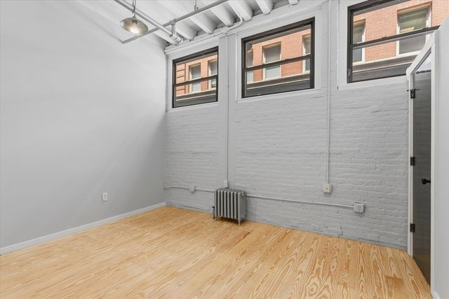 107 South St 2F, Boston, MA 02111