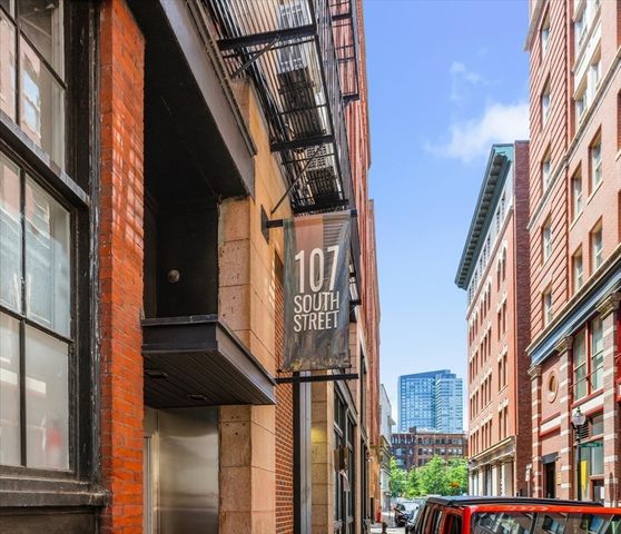107 South St 2F, Boston, MA 02111