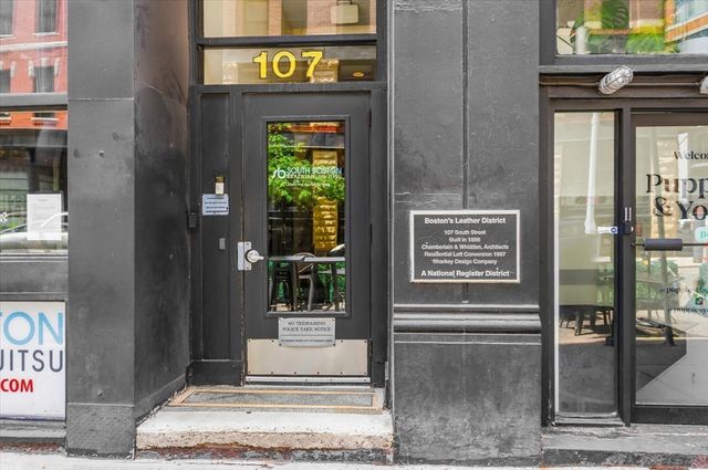 107 South St 2F, Boston, MA 02111