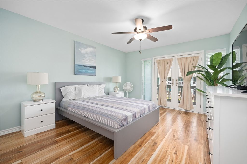 609 Lauderdale Dr, Rockport, TX 78382 — photo 5