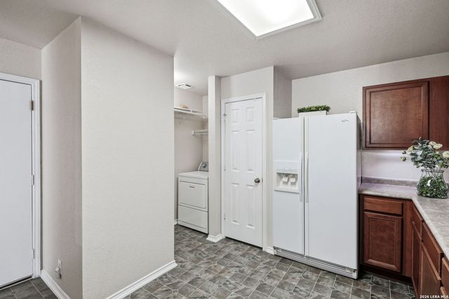 313 Chisholm Trl, Seguin, TX 78155