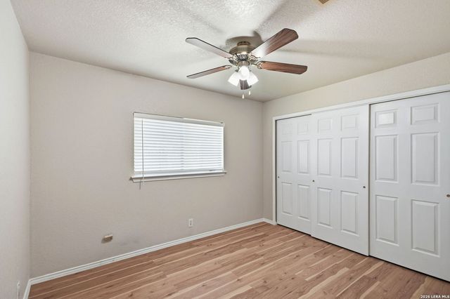 313 Chisholm Trl, Seguin, TX 78155