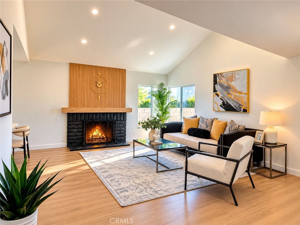 7666 E Paseo Laredo, Anaheim, CA 92808 — photo 2