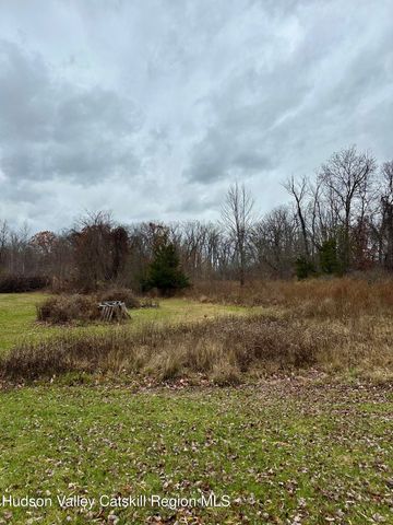 469 Tishauser Rd, Claverack, NY 12534