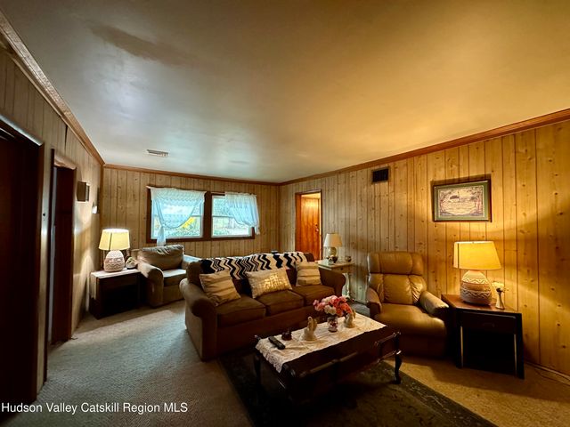 469 Tishauser Rd, Claverack, NY 12534