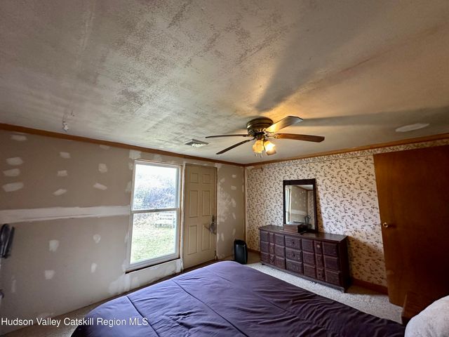 469 Tishauser Rd, Claverack, NY 12534