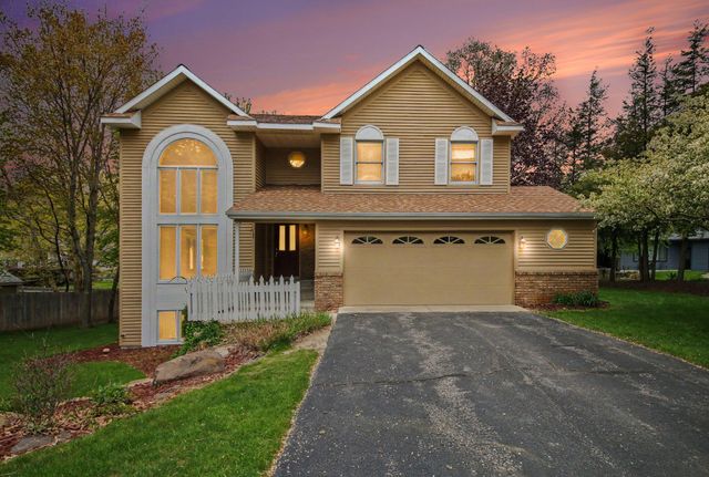 3443 Mason Lake Road NE, Grand Rapids, MI 49525