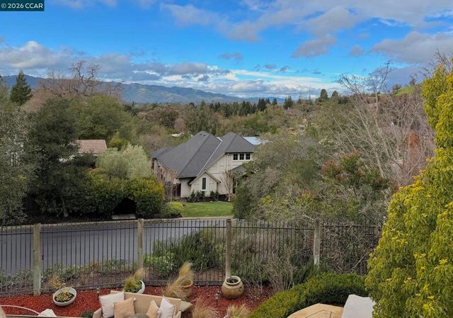 135 135 Diablo Ranch Court, Danville, CA 94506