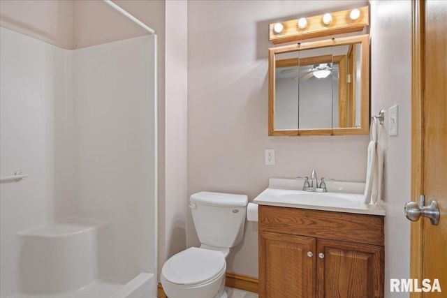 901 N 6TH Street, Riverton, IL 62561