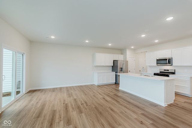 572 Garrow Drive, Westfield, IN 46074