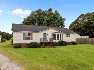 832 Smithtown Road, Grimesland, NC 27837