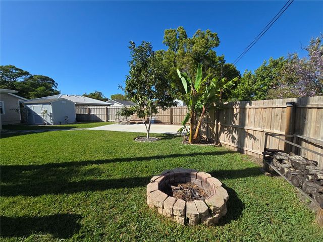 1411 29TH STREET W, Bradenton, FL 34205