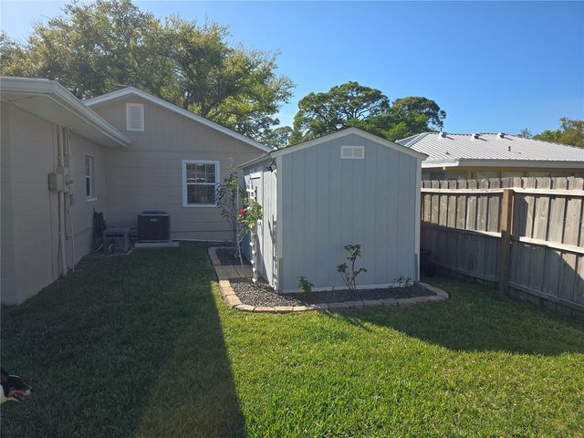 1411 29TH STREET W, Bradenton, FL 34205