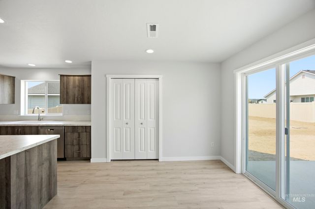 16920 Churn Ave, Nampa, ID 83651