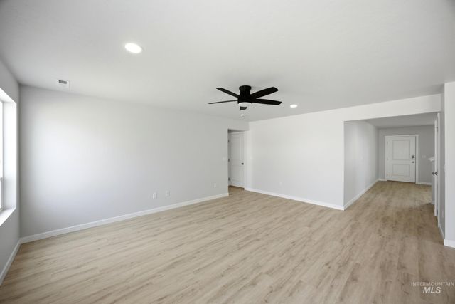 16920 Churn Ave, Nampa, ID 83651
