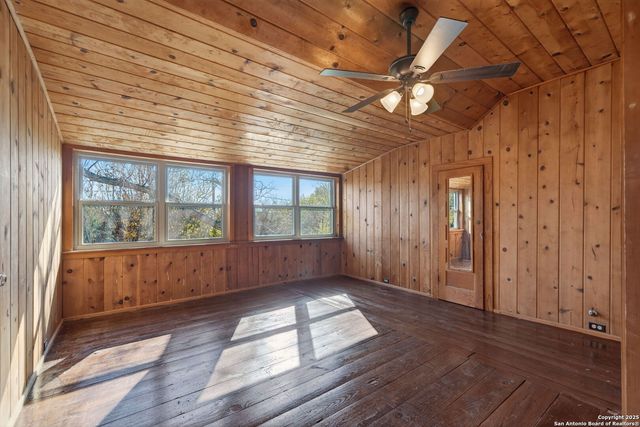 108 Oak Bluff, Boerne, TX 78006