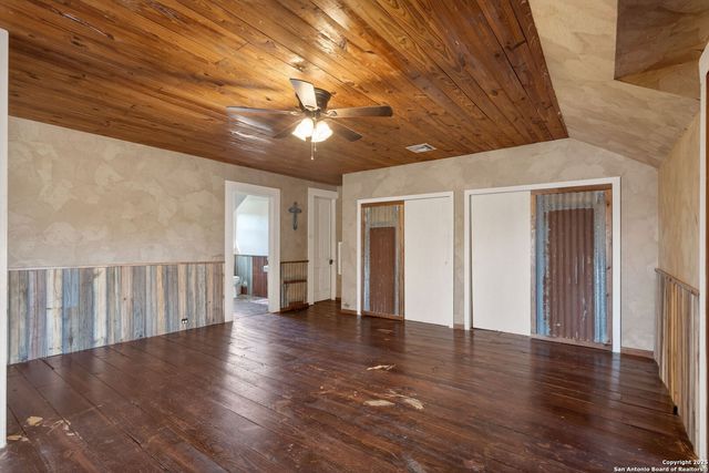 108 Oak Bluff, Boerne, TX 78006