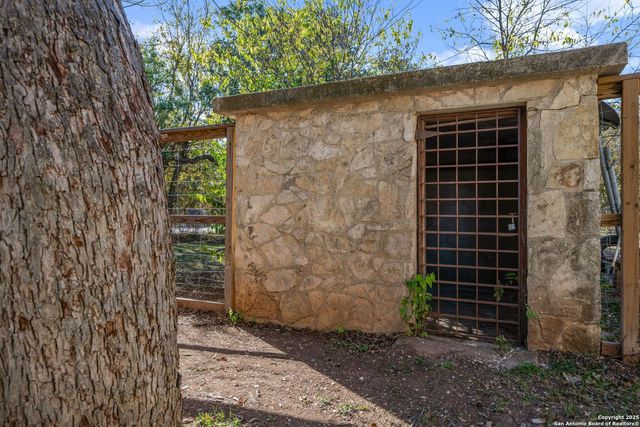 108 Oak Bluff, Boerne, TX 78006