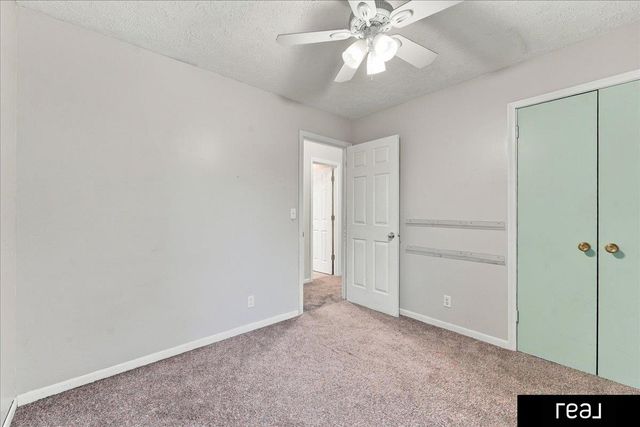 5806 S 113 Street, Omaha, NE 68137